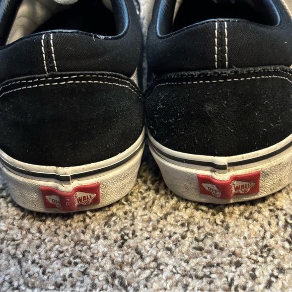 Vans Black Suede Sneakers Mens 10.5 in good used condition - Picture 3 of 9